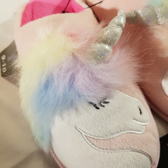 Secret Treasures women's size 5/6 Unicorn slippers pick size - Picture 2 of 4